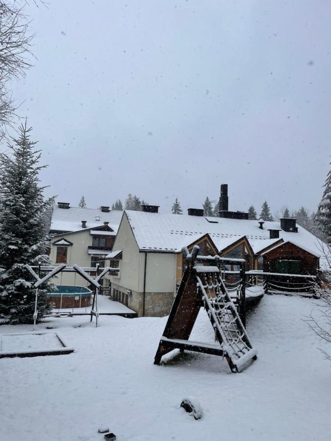 Gosciniec Ozna Hotell Kiczora Eksteriør bilde