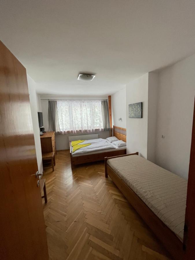 Gosciniec Ozna Hotell Kiczora Eksteriør bilde
