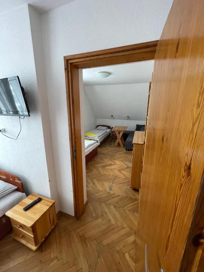 Gosciniec Ozna Hotell Kiczora Eksteriør bilde